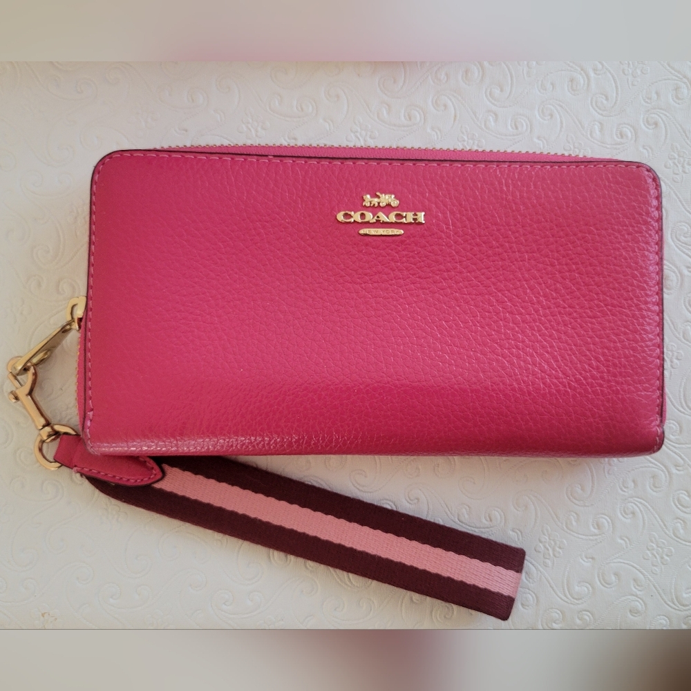 Coach Pink Accodian Wallet Wristlet